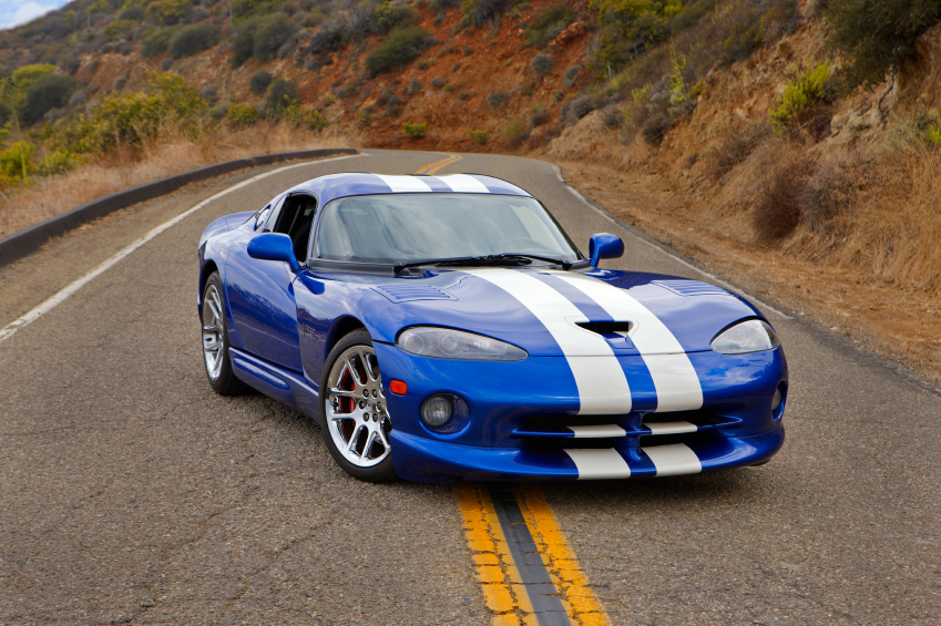 The 2011 hardtop Viper GTS earned its racing stripes with 450hp.